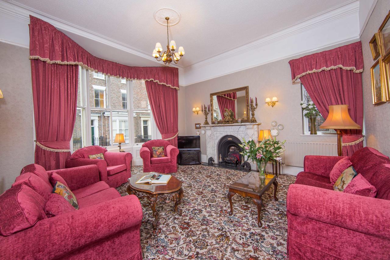 Alhambra Court Otel York Dış mekan fotoğraf